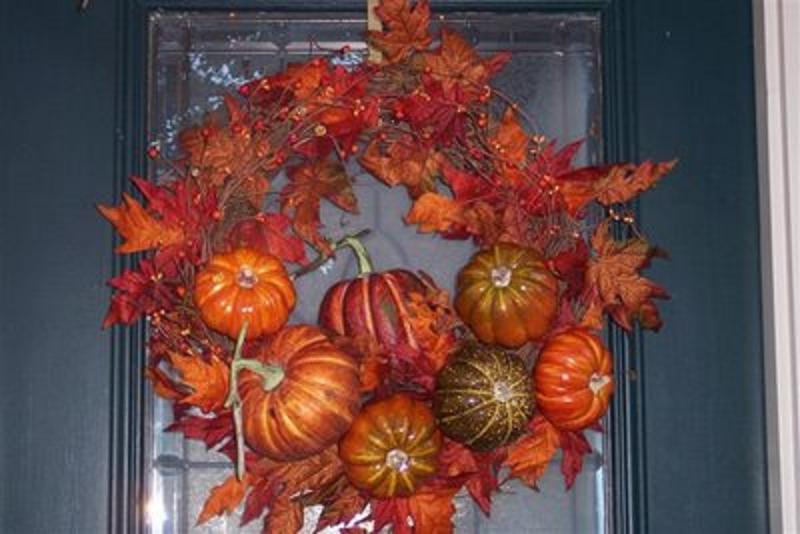 [harvestwreath.JPG]