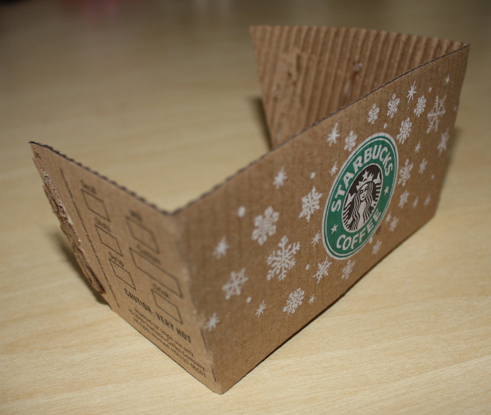 DESIGN CONTEXT Starbucks Cup Holder