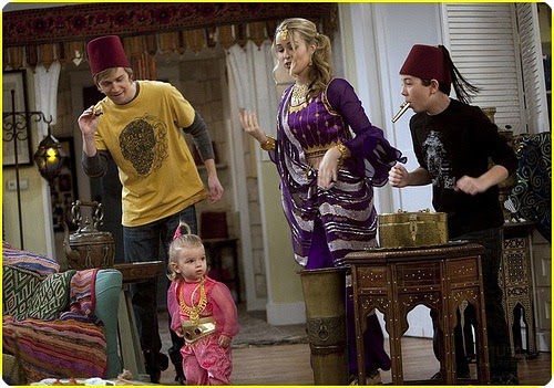 entre estrellas y famosos: !!!BUENA SUERTE CHARLIE