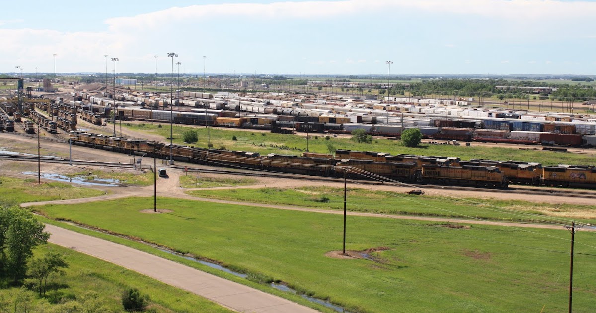 TomandEv July 6 The largest railroad yard in the worldBailey Yard in