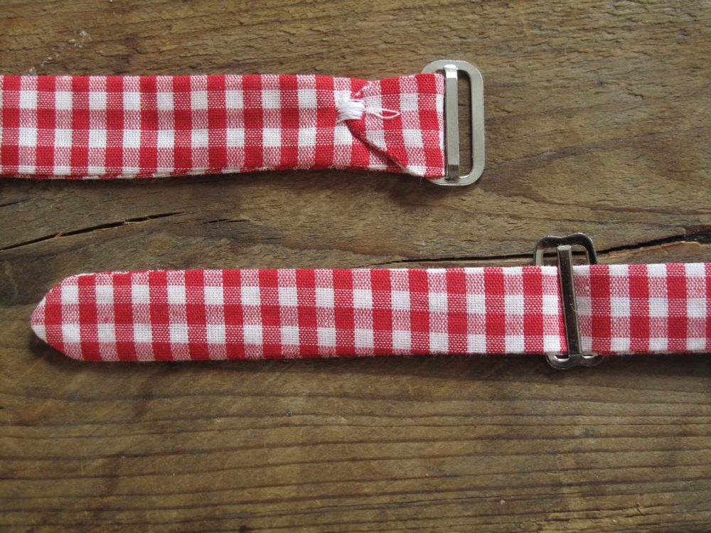 adjustable bow tie pattern