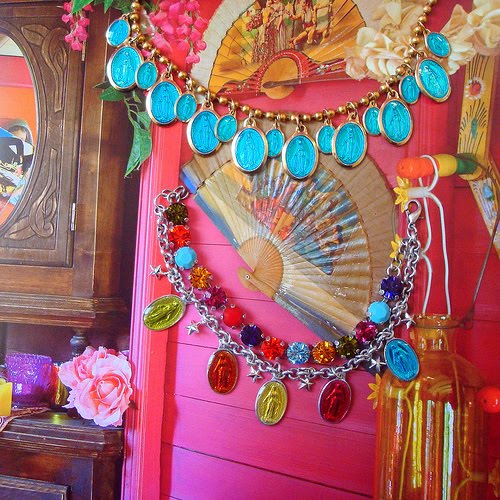 eklektick Flickr Favorites May Altars and Religious Kitsch