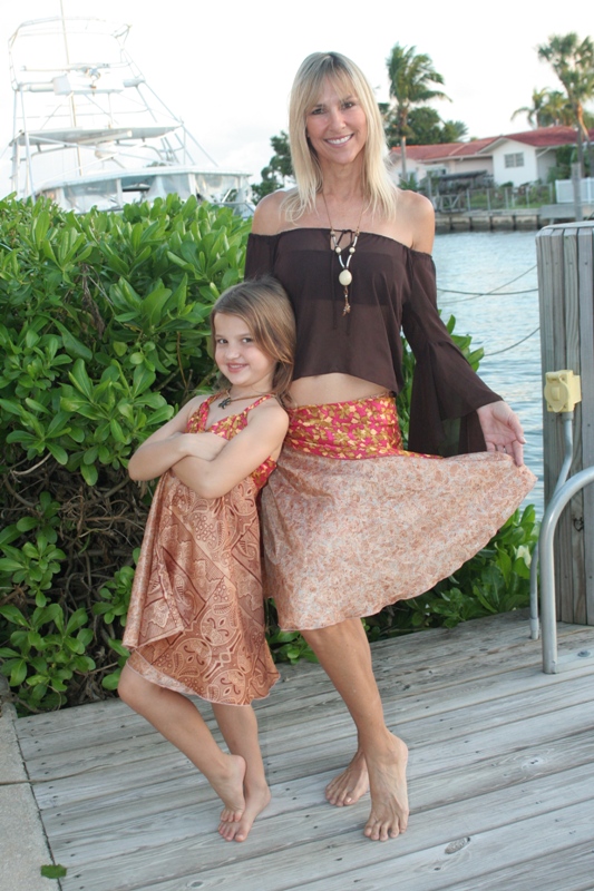 [Kariza-Kids&Mom800x600.JPG]