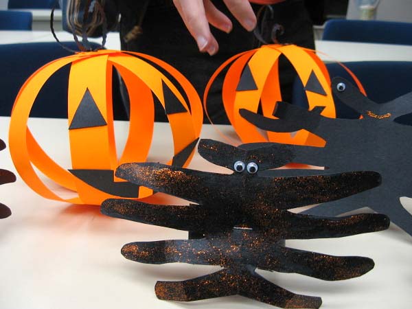 Mrs. Jackson's Class Website Blog: Halloween Arts and Crafts