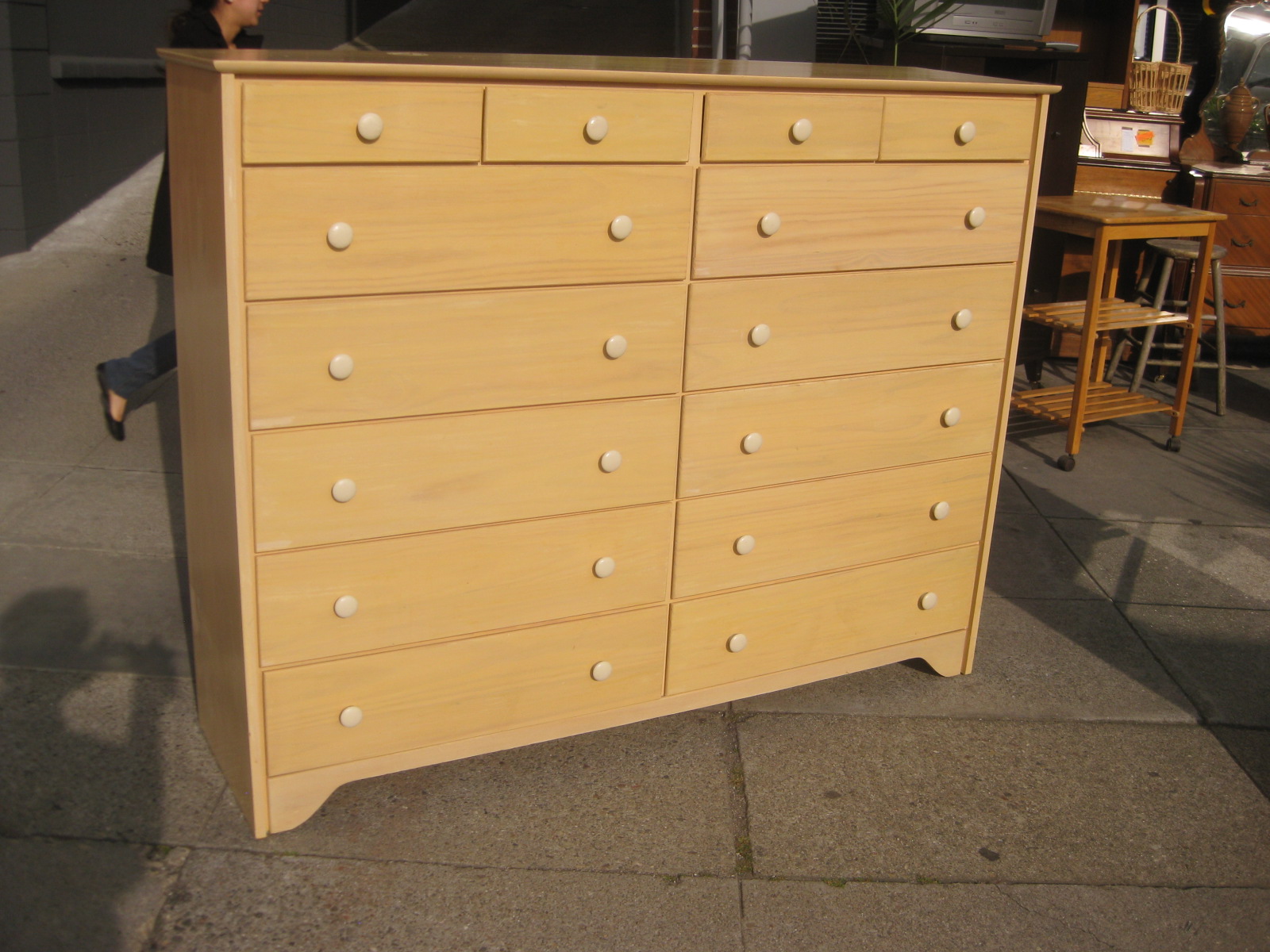 UHURU FURNITURE & COLLECTIBLES SOLD Large Dresser 250