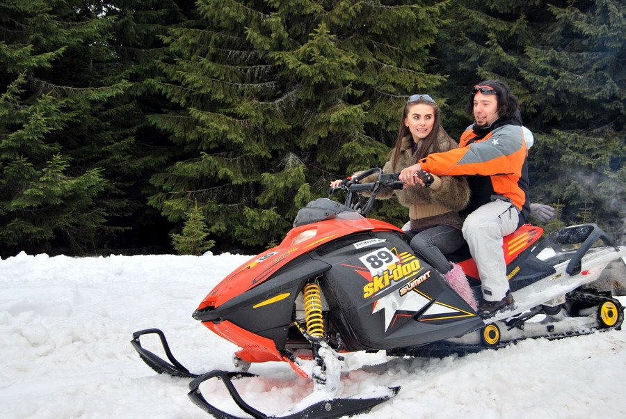 [nicolle+antena+1+sibiu.jpg]