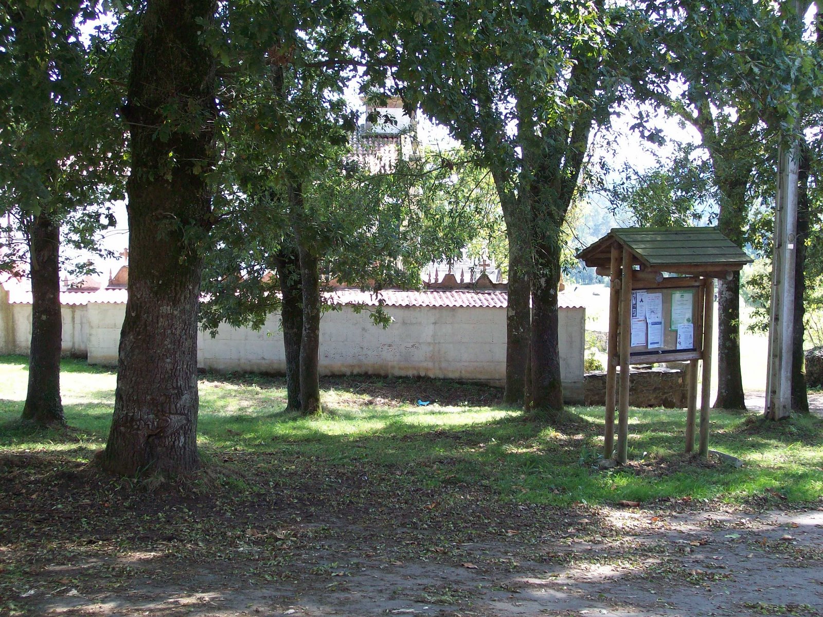 [iglesia+de+villantime+2.JPG]