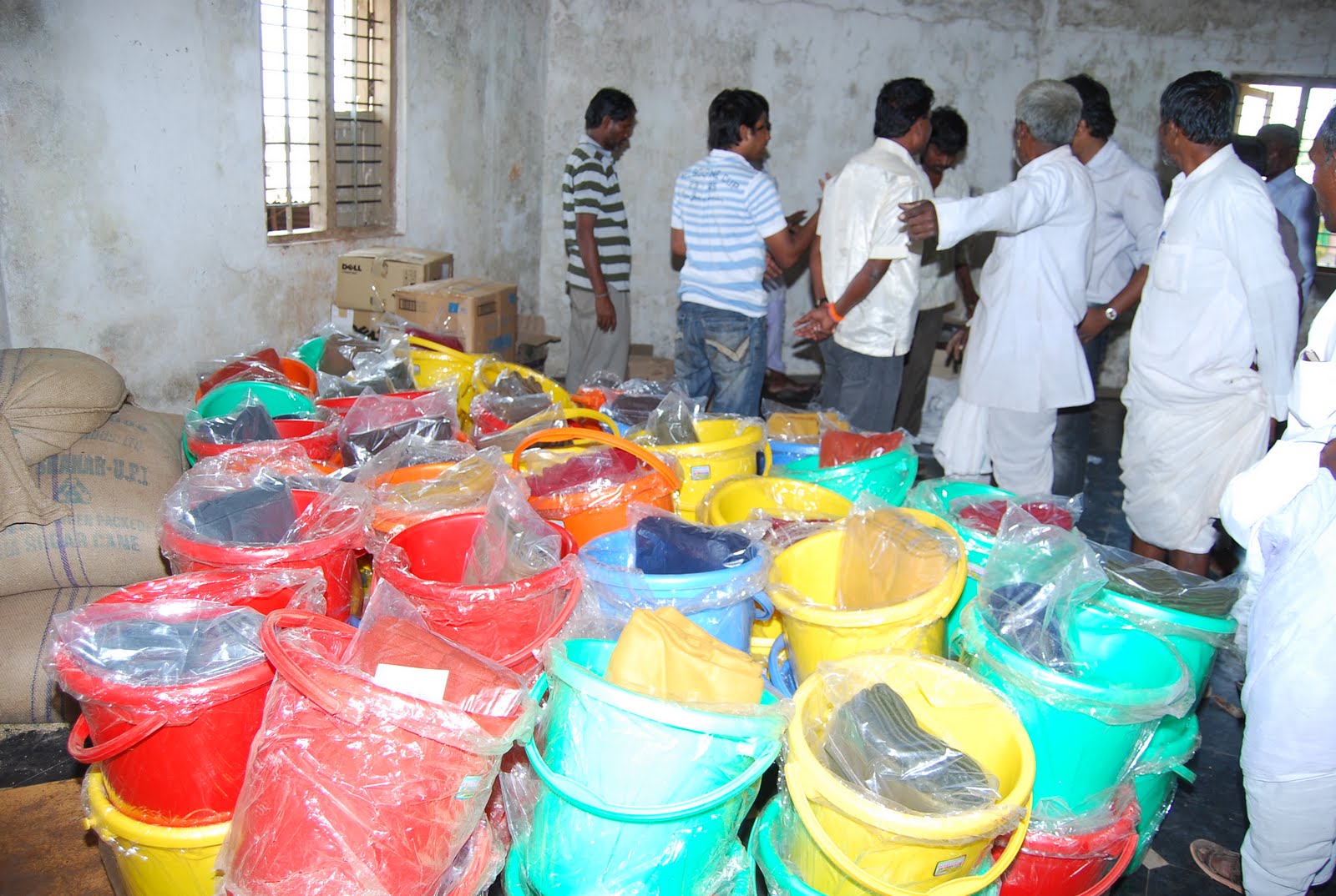 [Kajgal_reliefWork_25Oct_5.JPG]