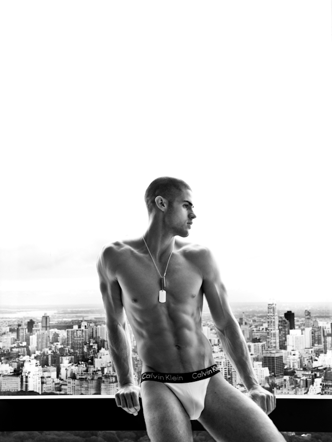 [Chad_White_2009_4.jpg]