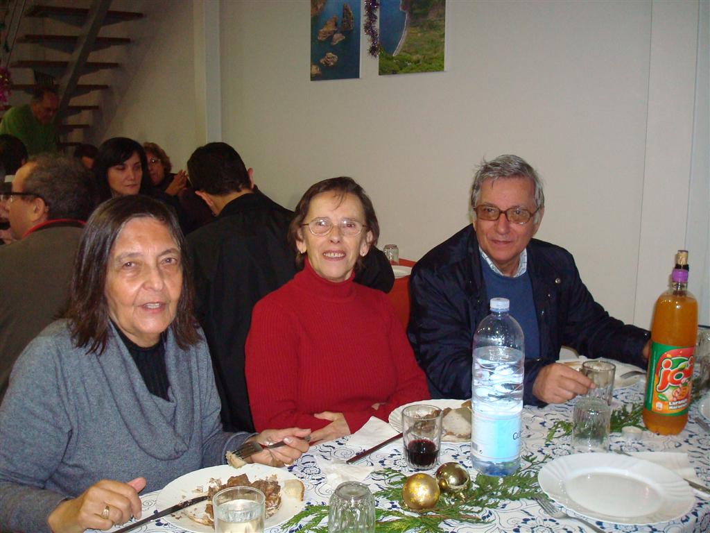 [DSC09129+(Large).JPG]