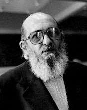 PAULO FREIRE