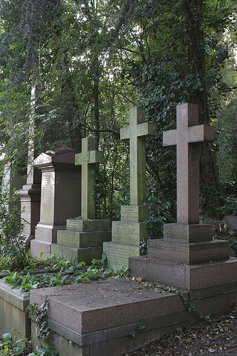 [highgate4.jpg]