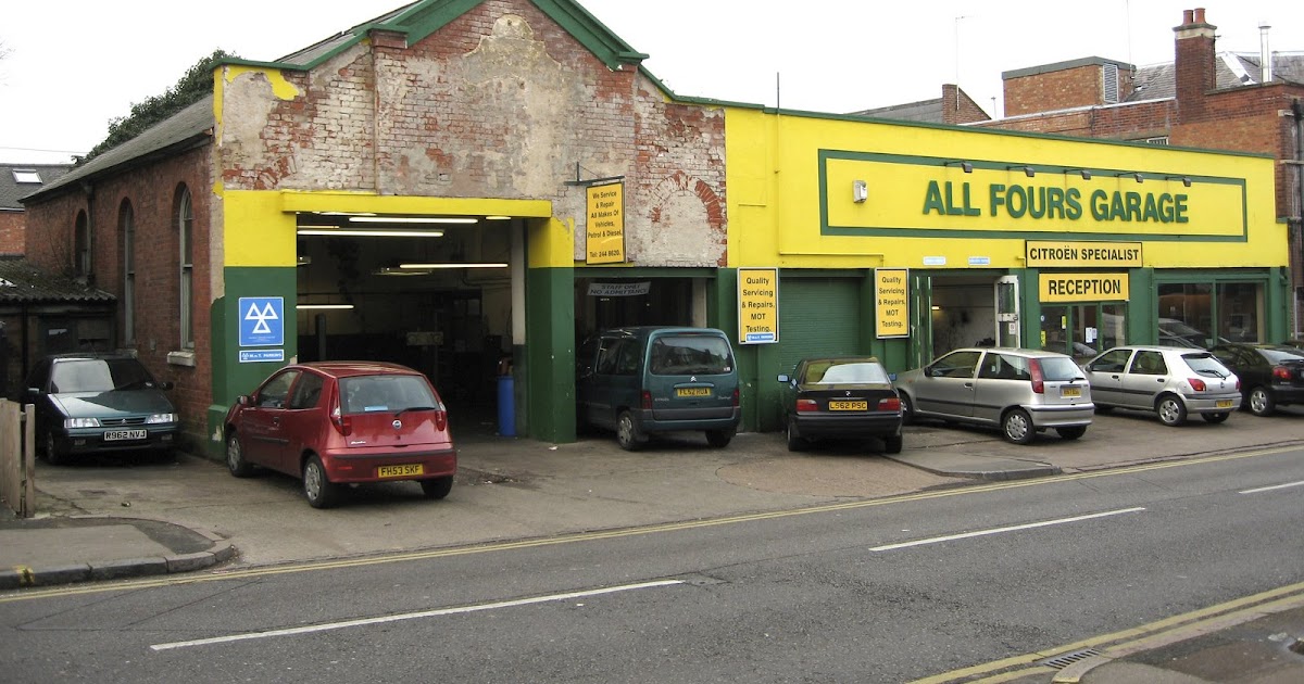 Queens Road, Clarendon Park, Leicester. On All Fours.
