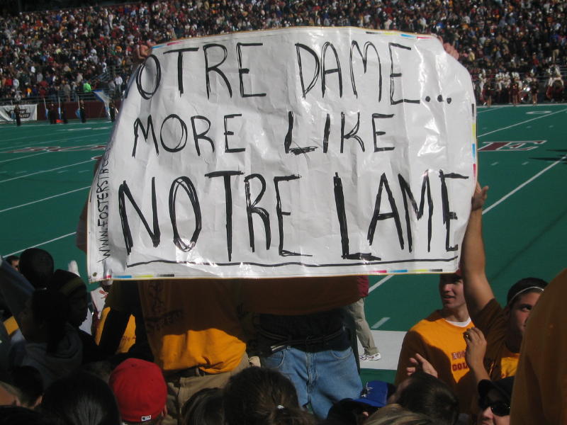 [notre-dame-sucks.jpg]
