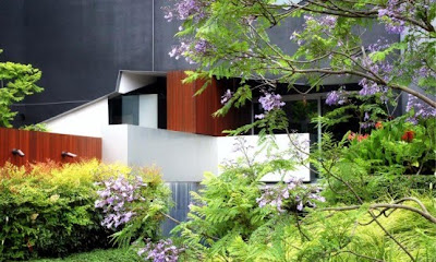 Modern Architecture Garden Design