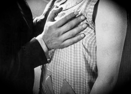 [18821482_w434_h_q80.jpg]