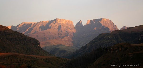 The beautiful Drakensberg mountains