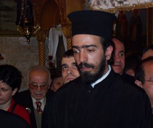 O εφημέριος του Ιερού Ναού π. Αναστάσιος