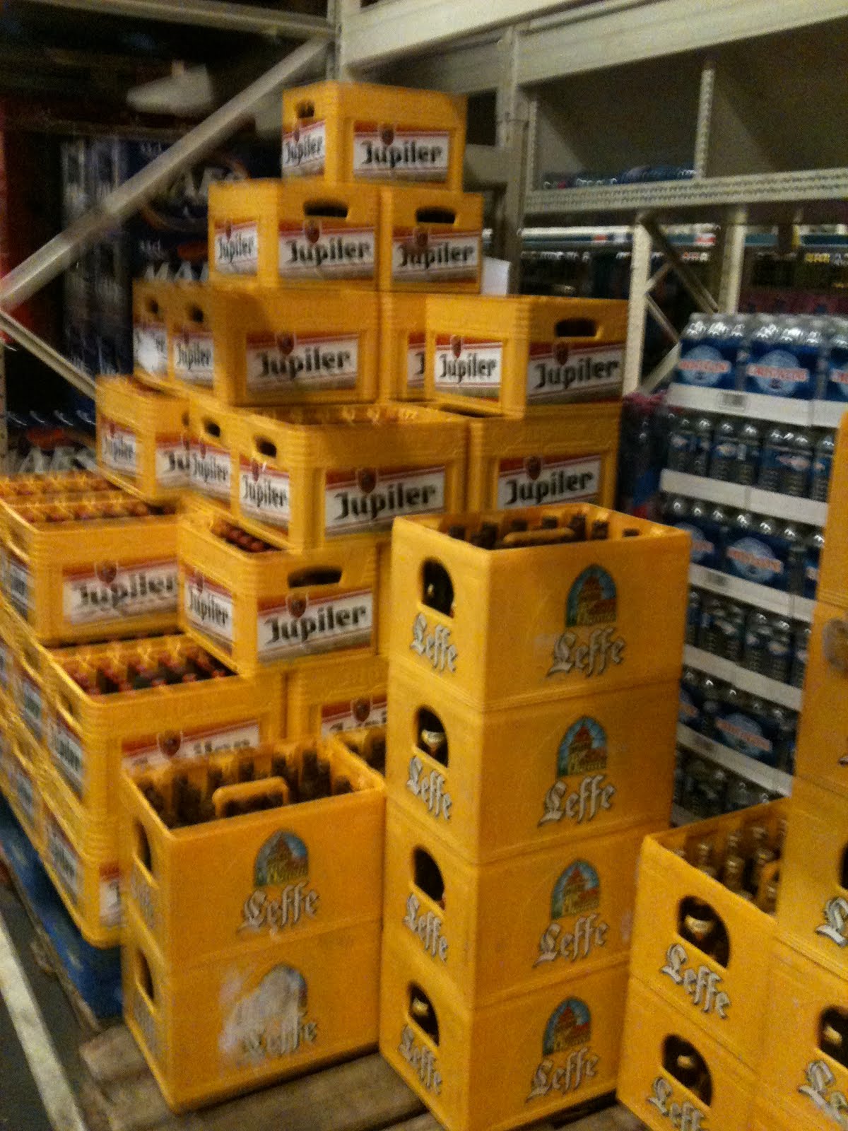 Finally found decent beer bottle crates r/beer