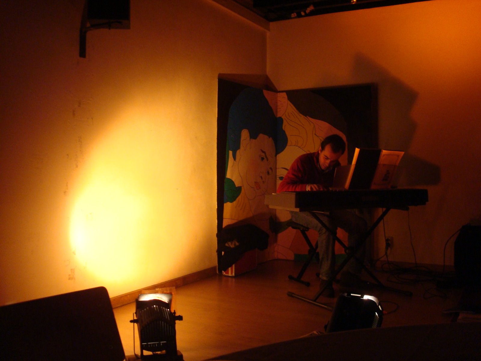 [DSC01083.JPG]
