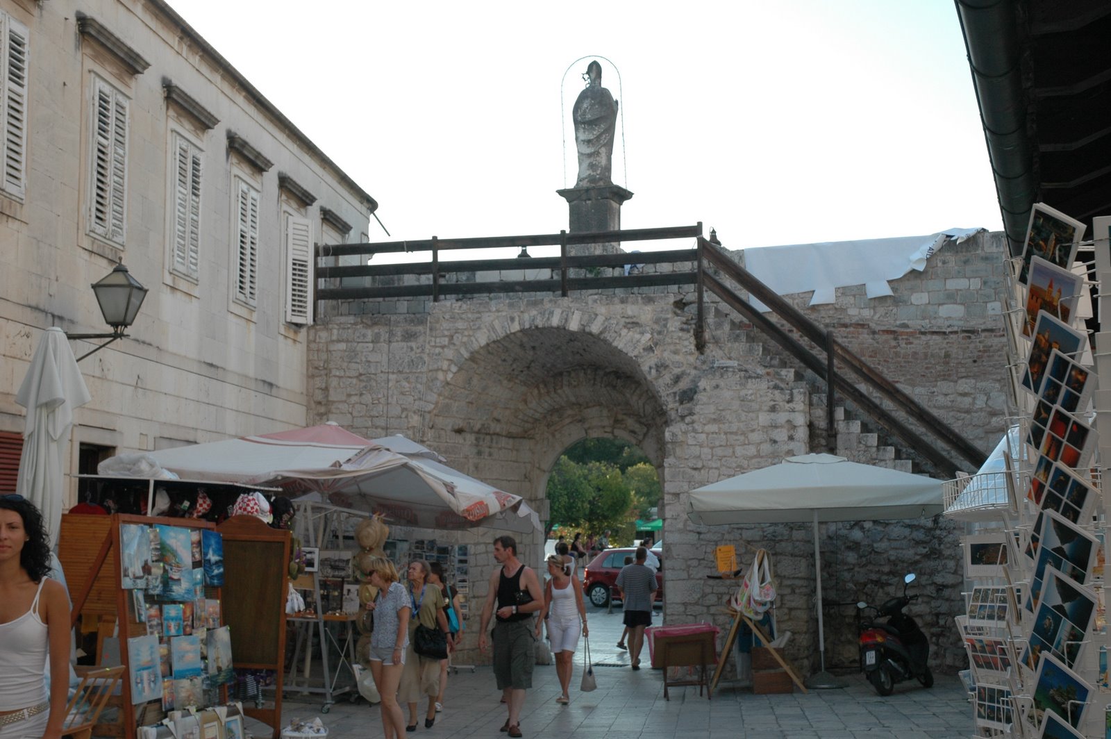[DSC_4765.JPG]