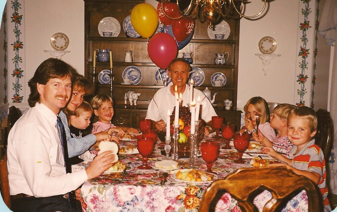 [Birthday+dinner+f+Gary+1990.JPG]