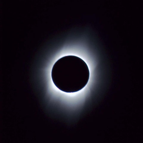 [eclipse_true.jpg]