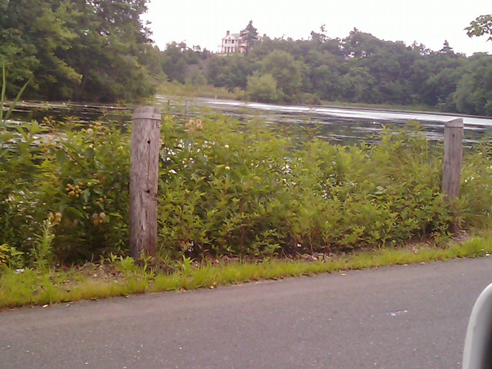 Pics of Arnold Chase’s Mega Mansion Homes of the Rich