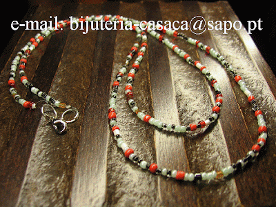colar de missangas