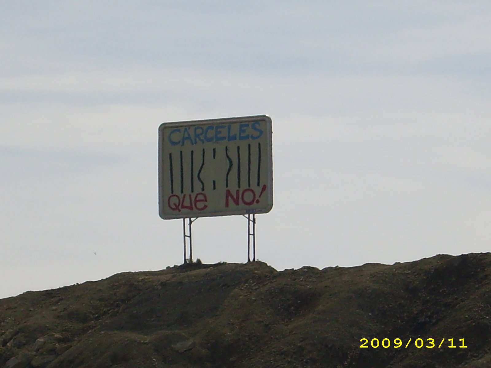 [Carceles+no!!+11-3-09.JPG]