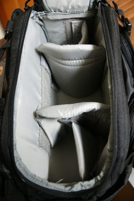 [Lowepro200AW-02.png]