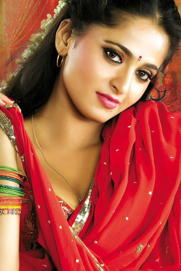Designer Saree | Bollywood Saree | Bridal Saree: Actress Anushka Shetty