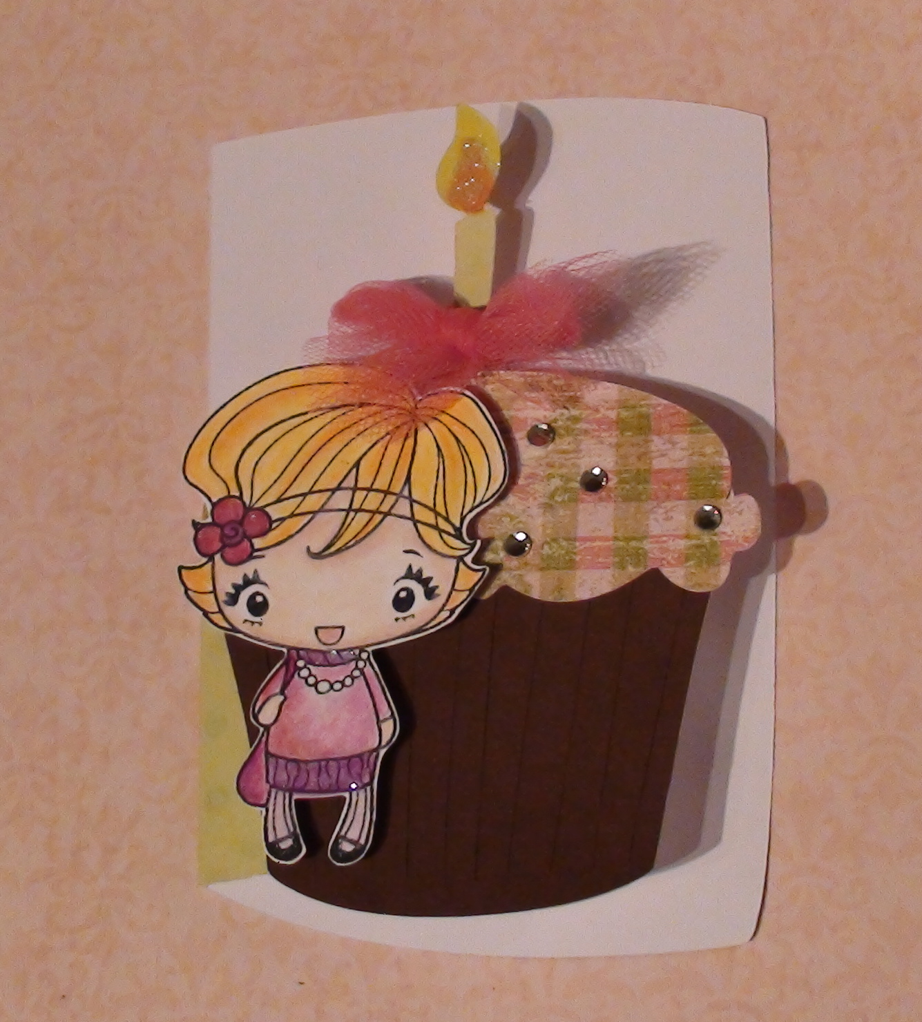 Whimzical Artz Wild Card Cricut Cartridge Episode 8Cupcake Card