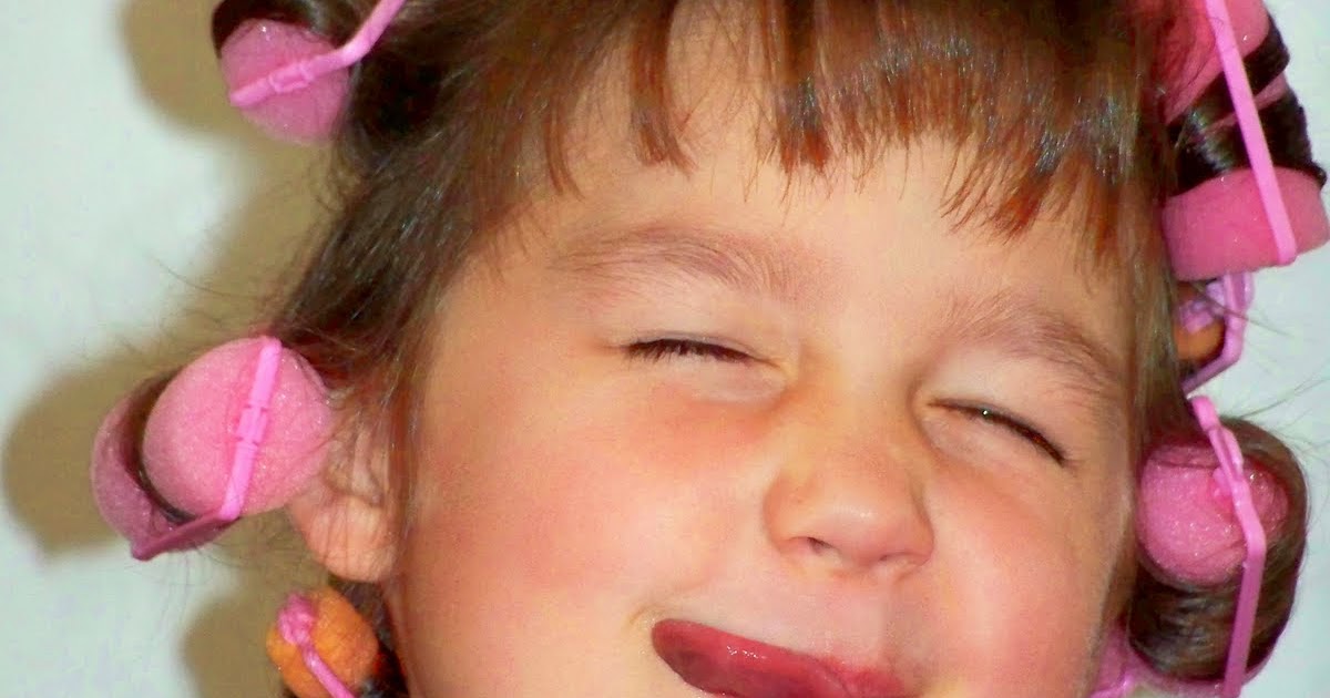 Faithful Homemaking: How to Curl Stick-Straight Hair