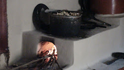Partout durant le trek, la cuisine se fait sur feu de bois