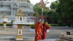 Au Cambodge aussi des moines partout