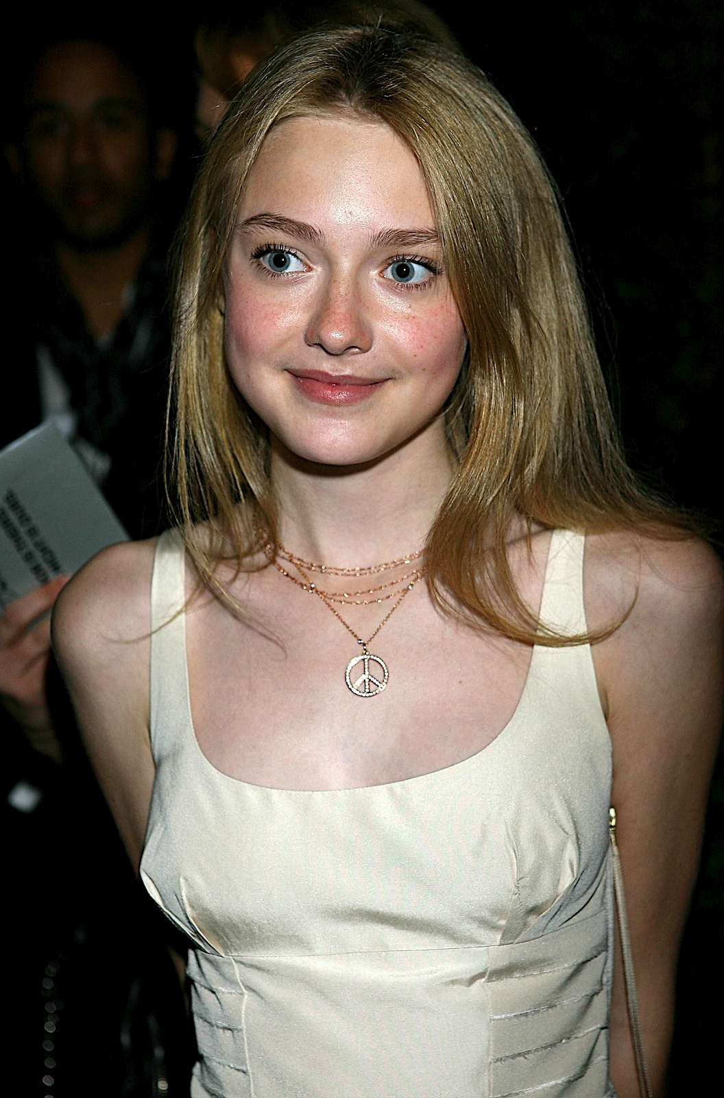 Dakota+fanning+hot+pics