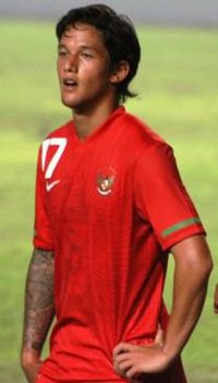Baju Irfan Bachdim