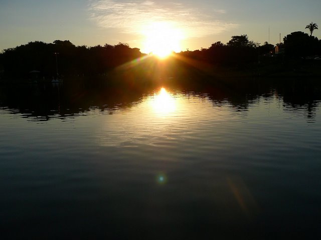 Amanhecer no Lago Bomsucesso