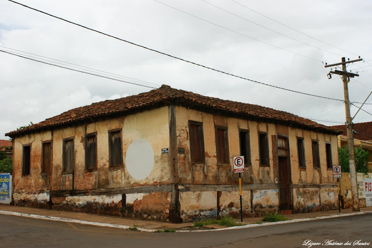 Velho Casarão da Avenida Goiás