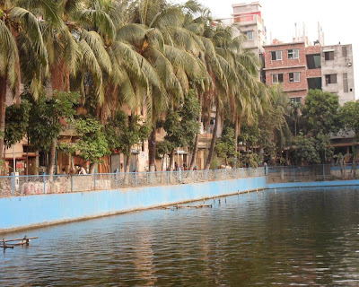 bangshal pond, old dhaka, bangladesh, bongshal pukur