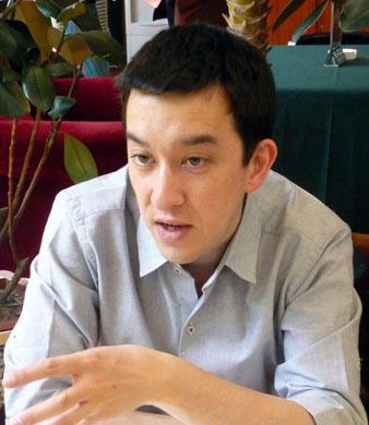 [Colin_Chinnery.jpg]