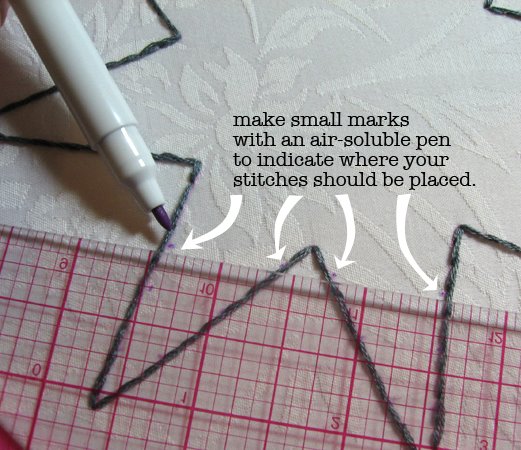 [embrioder-tutorial06-making-tick-marks.JPG]