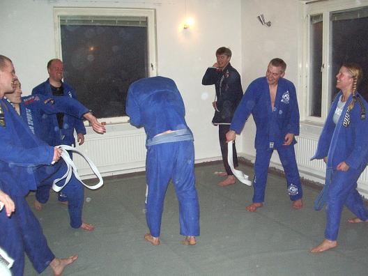 [Eric+blir+lila+012_pub.JPG]