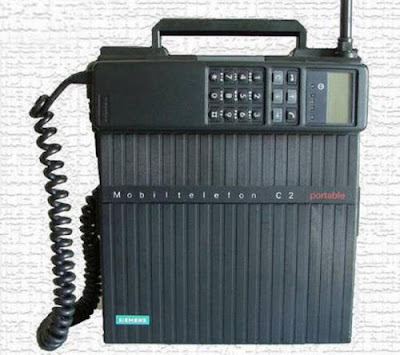 old_mobile_phones_001.jpg