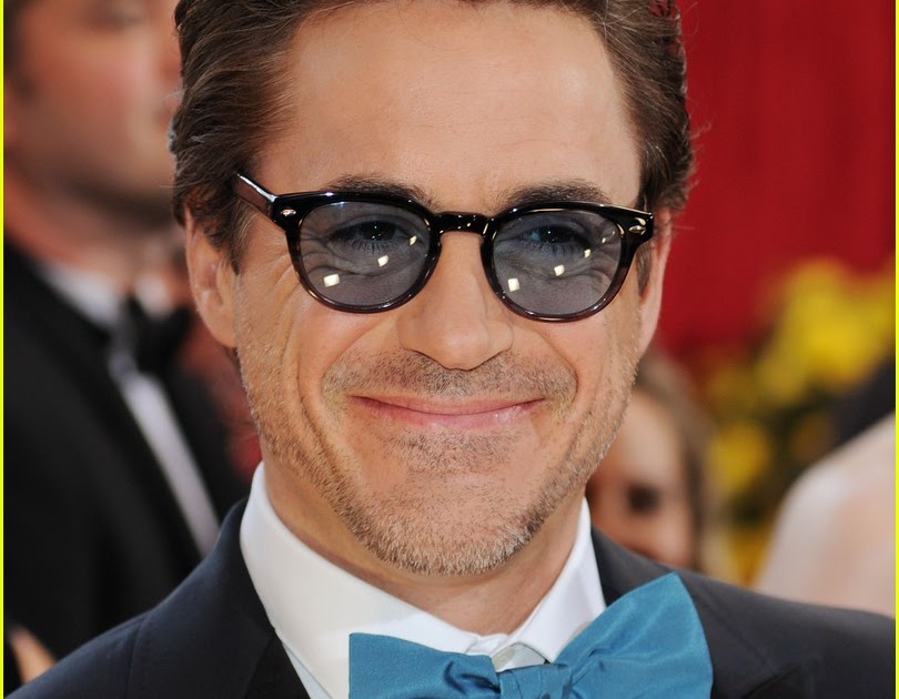Robert Downey Jr. Sunglasses at Oscars 2010 - Oliver Peoples Sheldrake