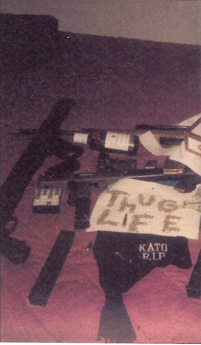 [my+thug..Life...Makaveli..Dj.jpg]
