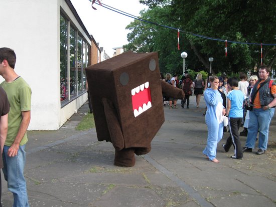 [domo.jpg]
