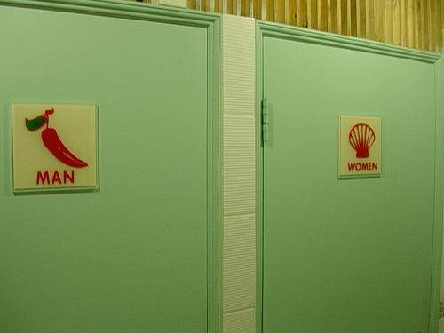 [toilet-signs004.jpg]