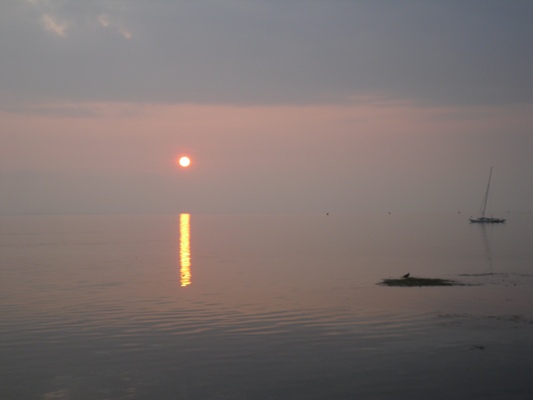 Coucher de soleil au dessus de du lagon